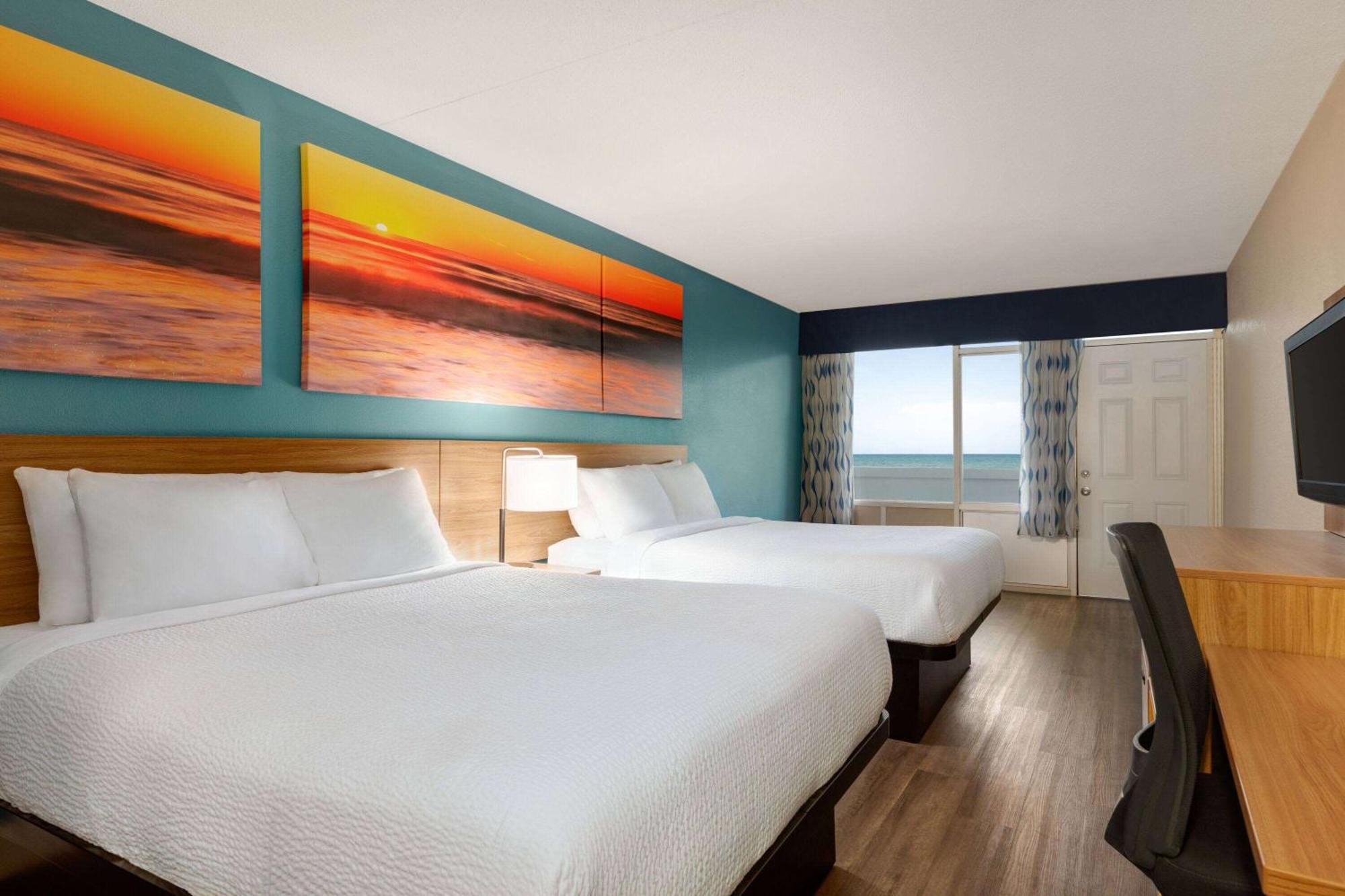 Days Inn By Wyndham Myrtle Beach-Beach Front Екстериор снимка