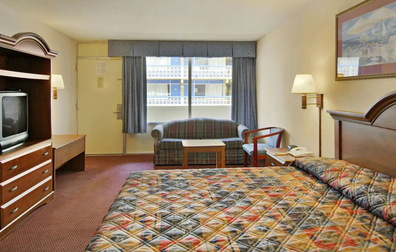 Days Inn By Wyndham Myrtle Beach-Beach Front Екстериор снимка